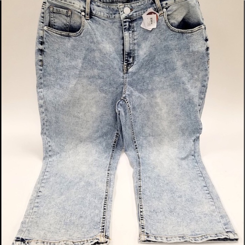 Lane Bryant Crop Jean 16